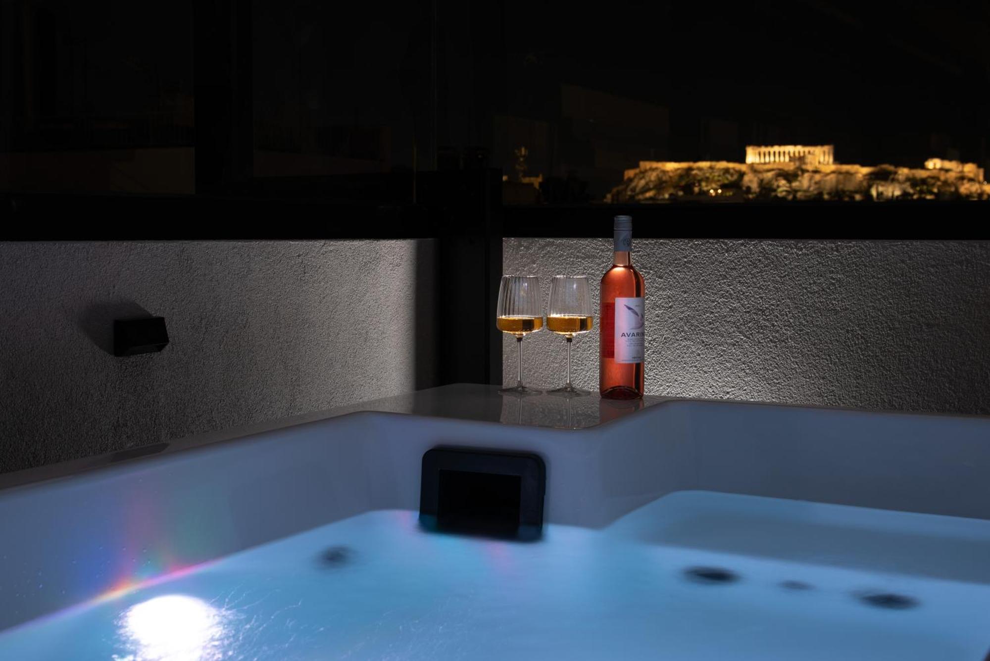 Appartamento Geraniou Boutique Spot Atene Esterno foto