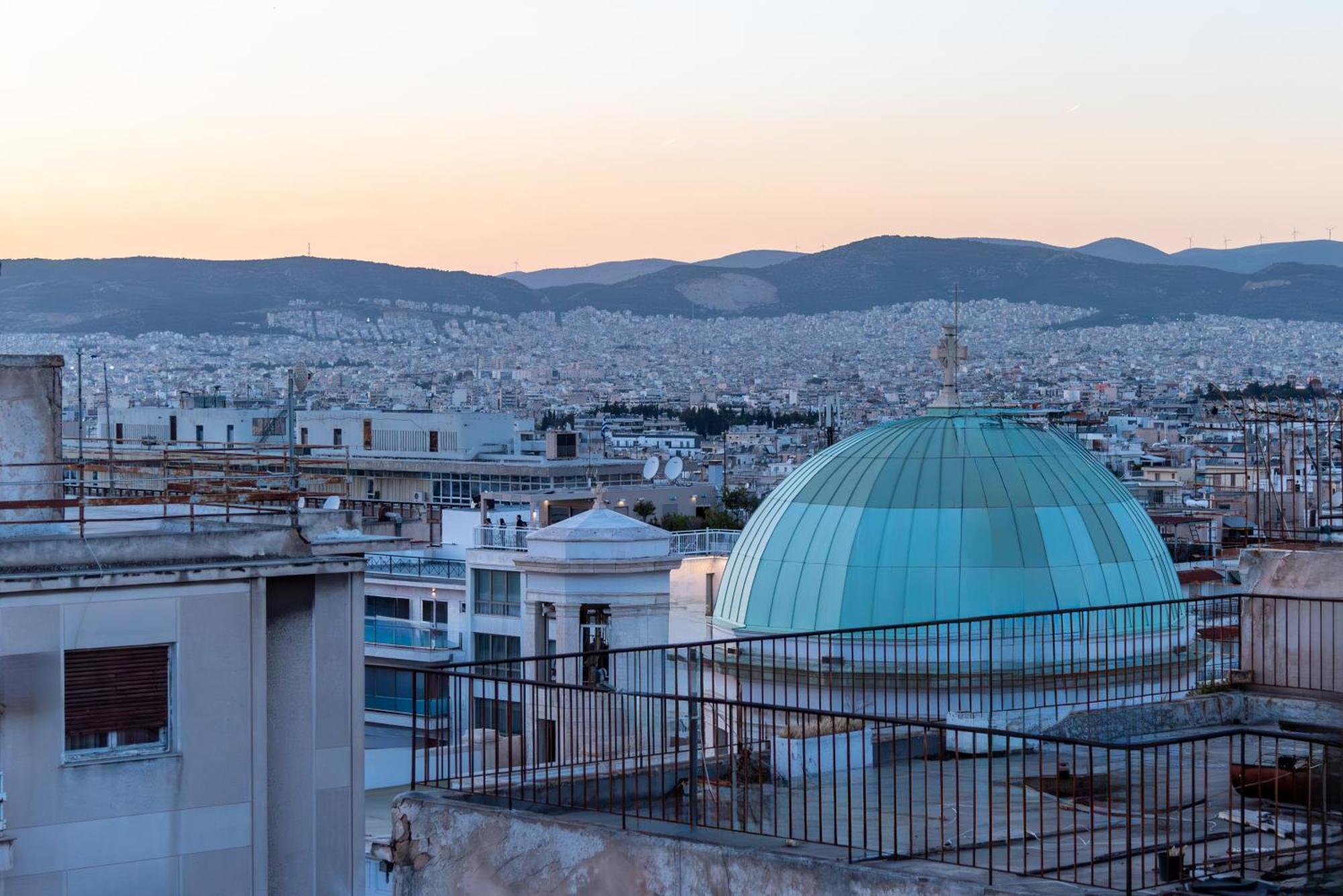 Appartamento Geraniou Boutique Spot Atene Esterno foto